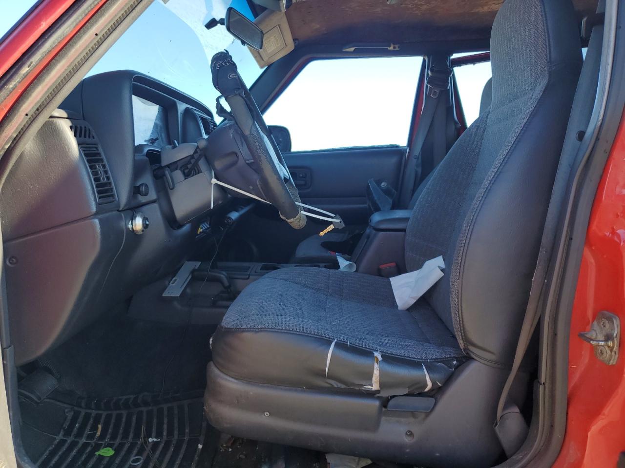 1999 Jeep Cherokee Sport VIN: 1J4FF68S1XL569539 Lot: 85917195