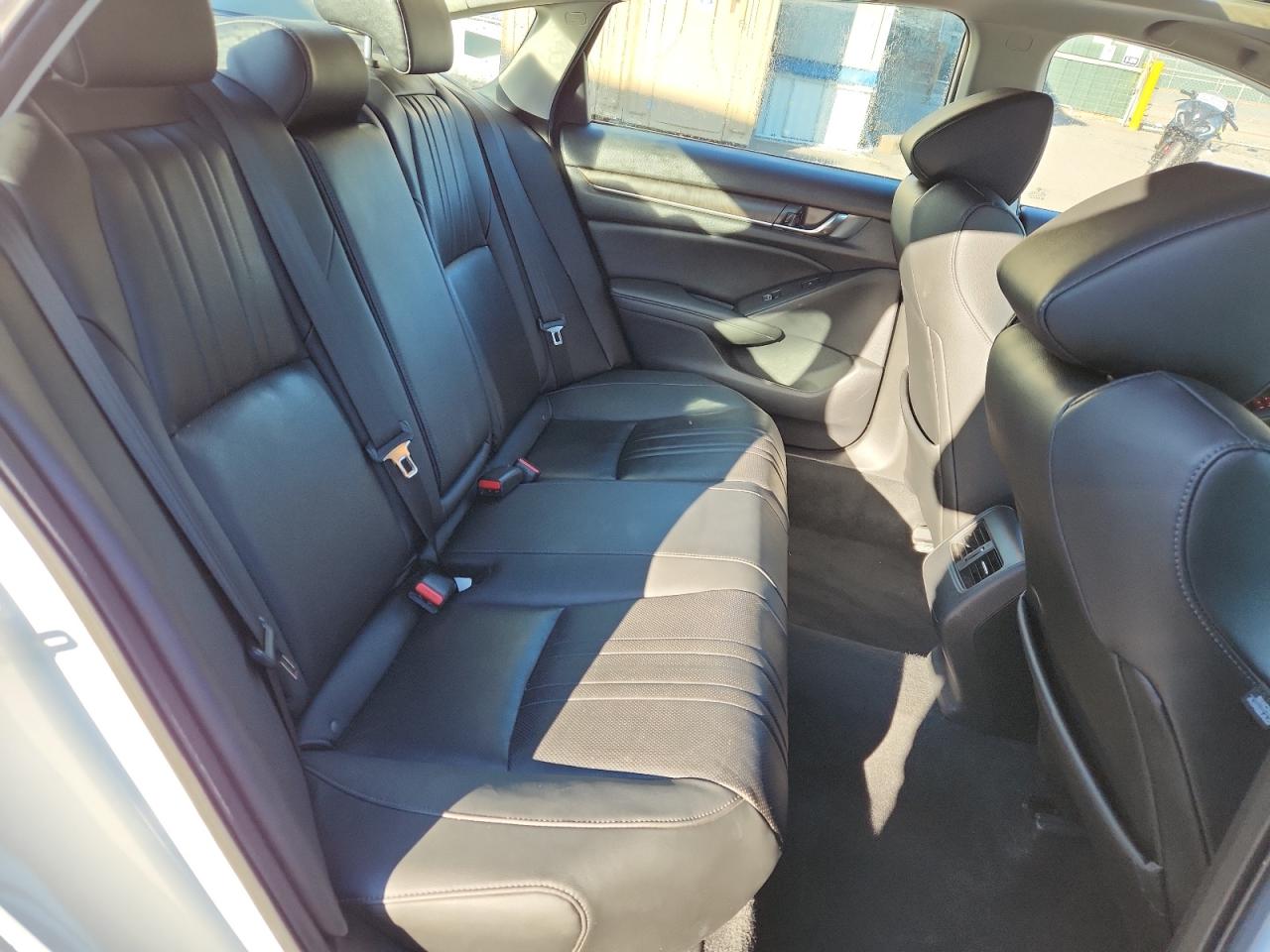 2019 Honda Accord Touring Hybrid VIN: 1HGCV3F94KA014892 Lot: 85704935