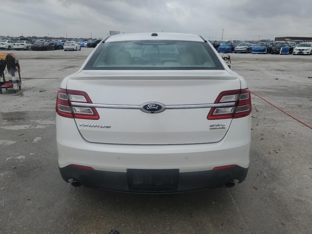 2015 Ford Taurus Sel VIN: 1FAHP2E89FG202060 Lot: 90032505