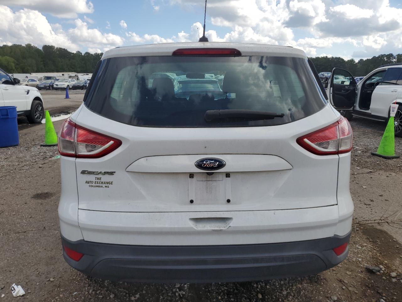 2015 Ford Escape S VIN: 1FMCU0F79FUC65938 Lot: 85581145