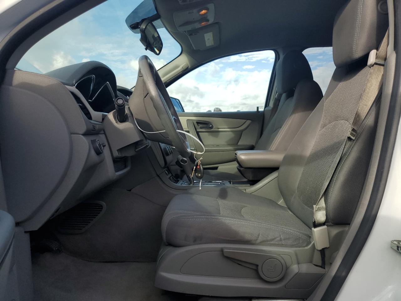 2016 Chevrolet Traverse Ls VIN: 1GNKRFED1GJ211006 Lot: 82262755