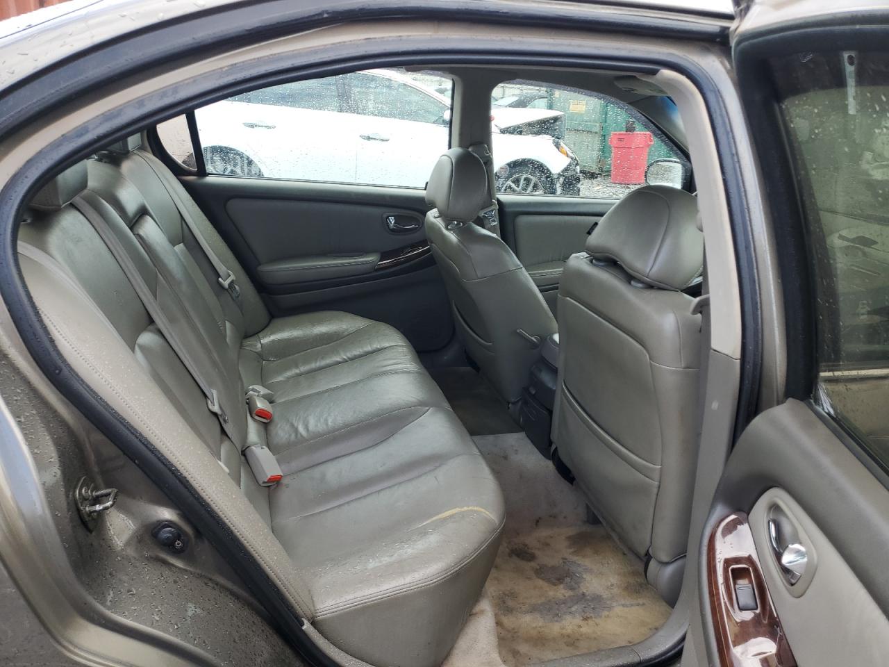 2000 Infiniti I30 VIN: JNKCA31A2YT126517 Lot: 85499545