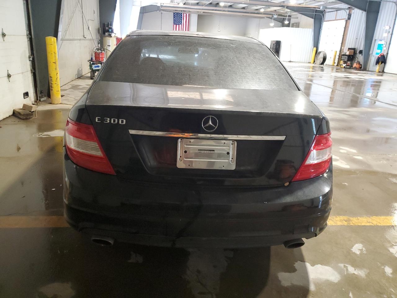 2010 Mercedes-Benz C 300 VIN: WDDGF5EB0AA392502 Lot: 84732305