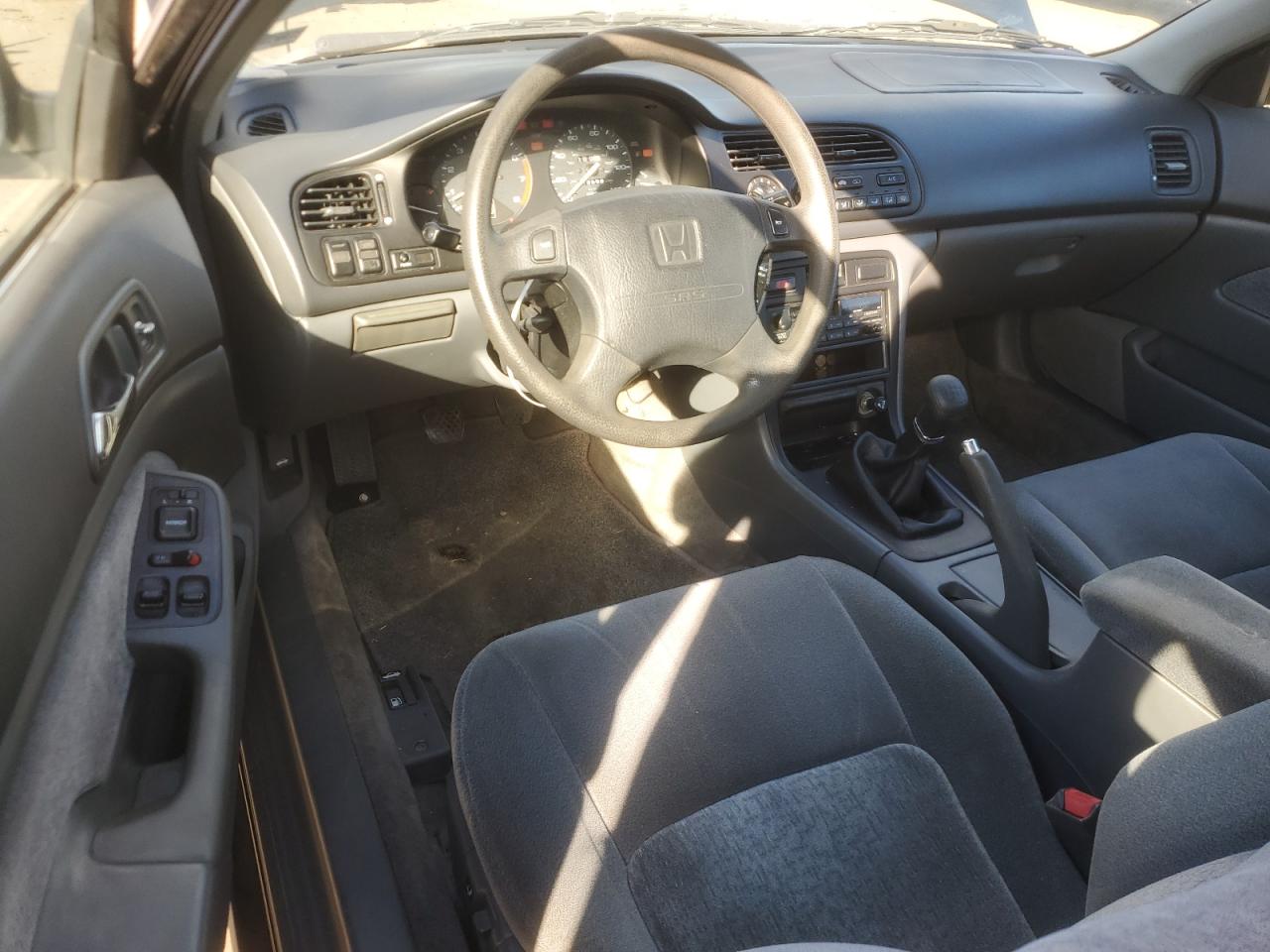 1996 Honda Accord Ex VIN: 1HGCD7150TA008622 Lot: 85328875