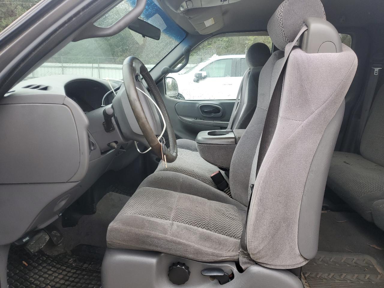 2002 Ford F150 VIN: 2FTRX17262CA17400 Lot: 86613415