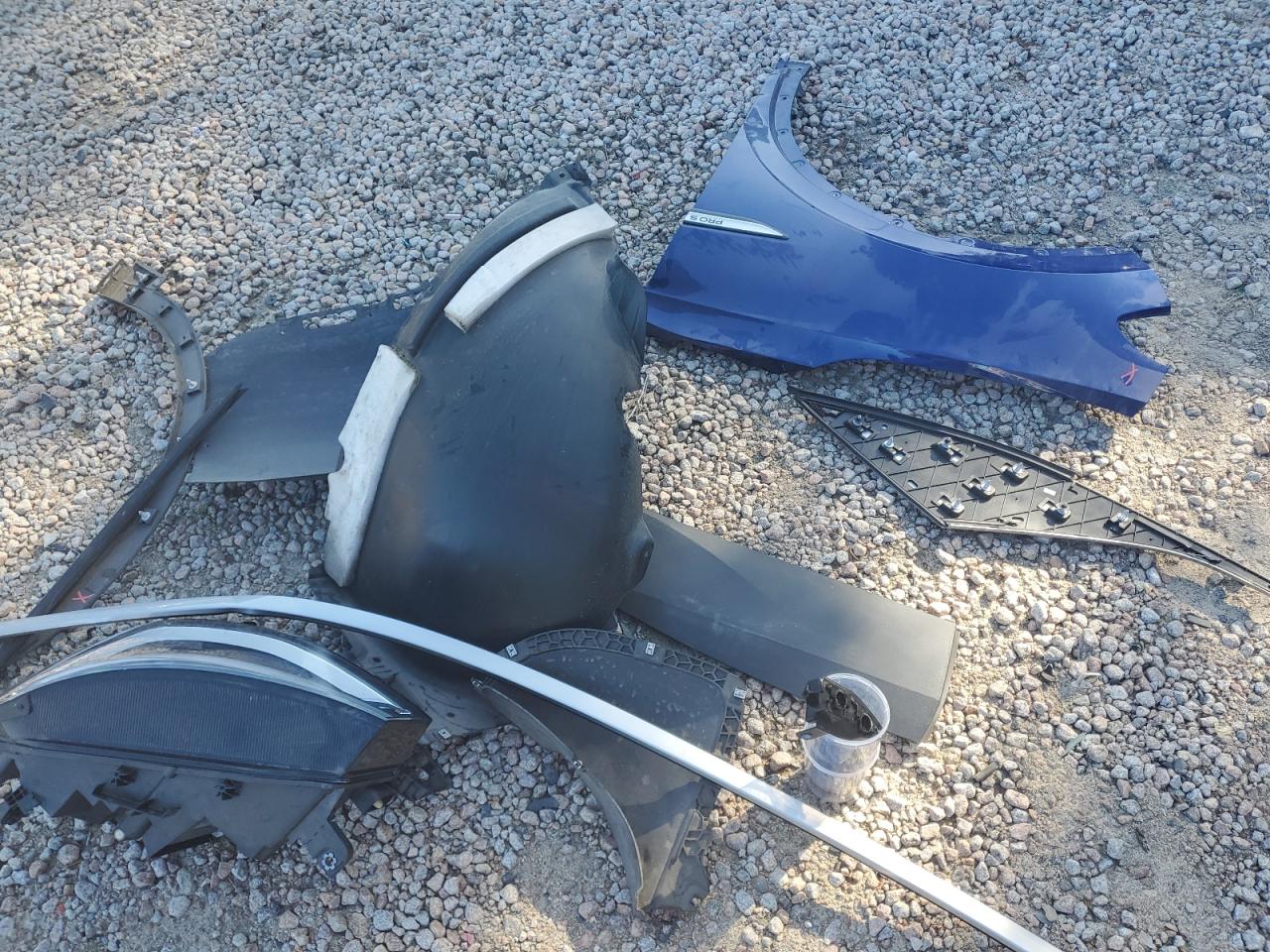 2021 Volkswagen Id.4 Pro S VIN: WVGKMPE2XMP027134 Lot: 84383865