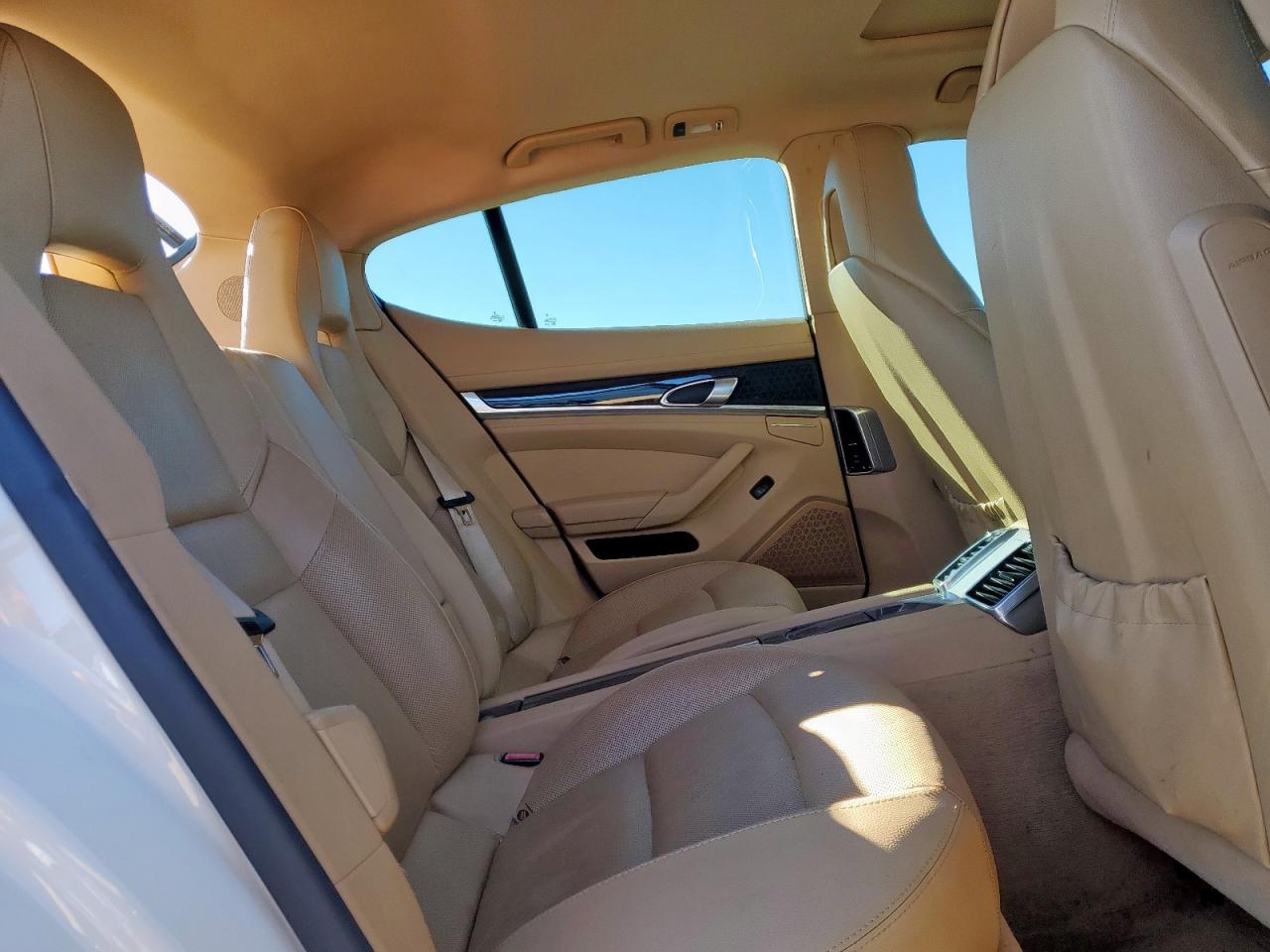 2011 Porsche Panamera 2 VIN: WP0AA2A72BL012712 Lot: 90493875