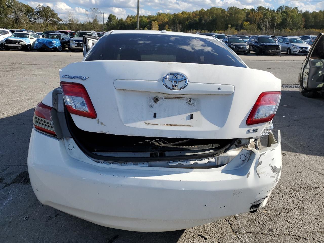 2010 Toyota Camry Base VIN: 4T4BF3EK7AR044737 Lot: 87229725