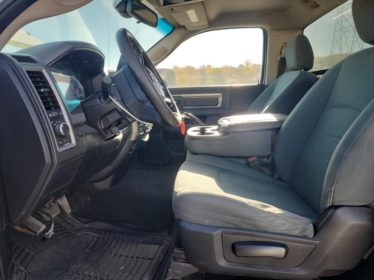 2015 Ram 1500 St VIN: 3C6JR7DG7FG676760 Lot: 89807185