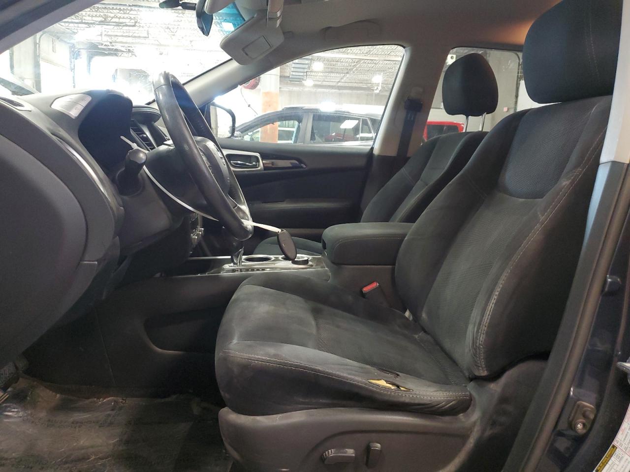 2014 Nissan Pathfinder S VIN: 5N1AR2MM0EC695925 Lot: 82242725