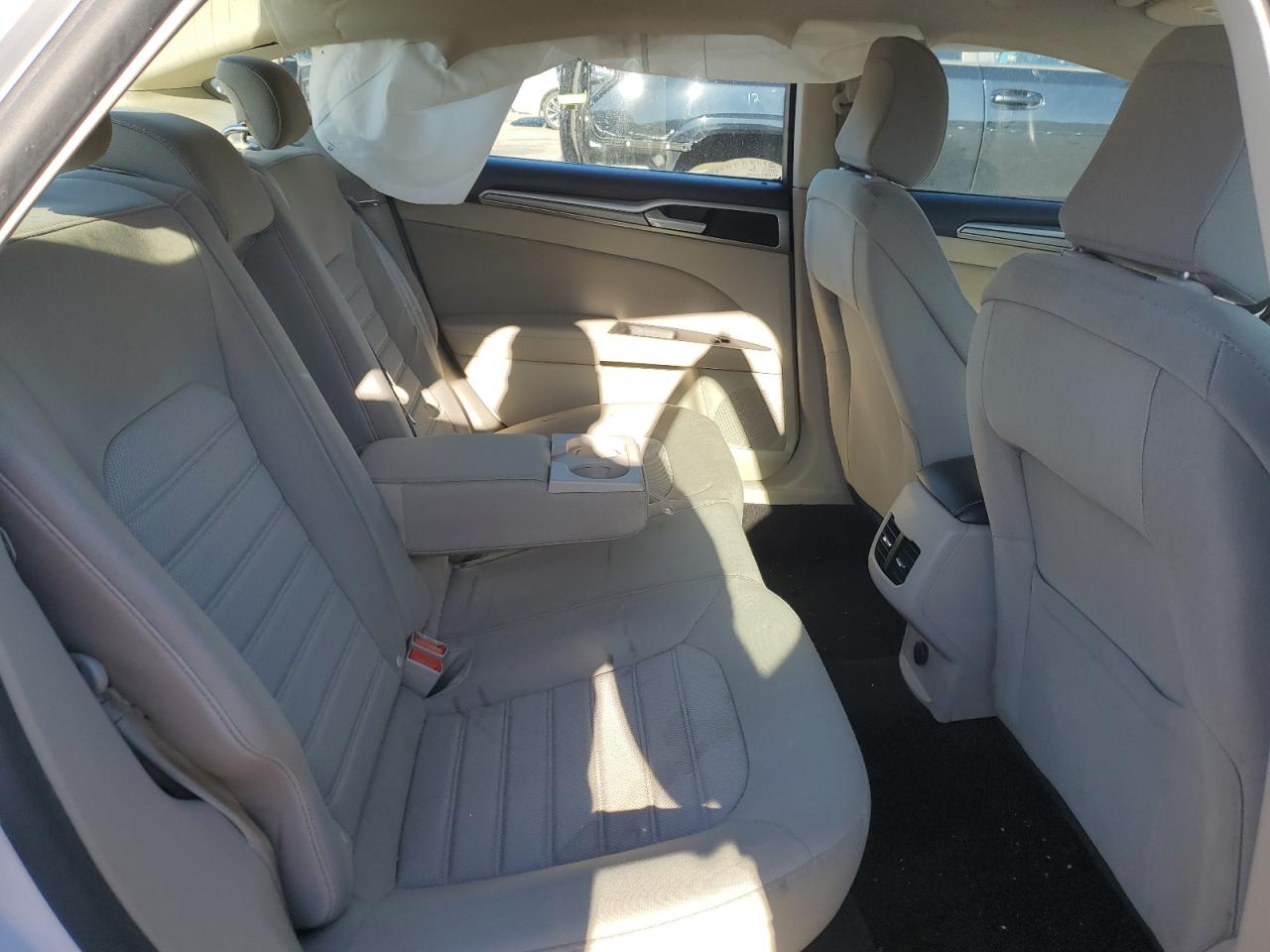 2020 Ford Fusion Se VIN: 3FA6P0HD7LR218153 Lot: 87370405