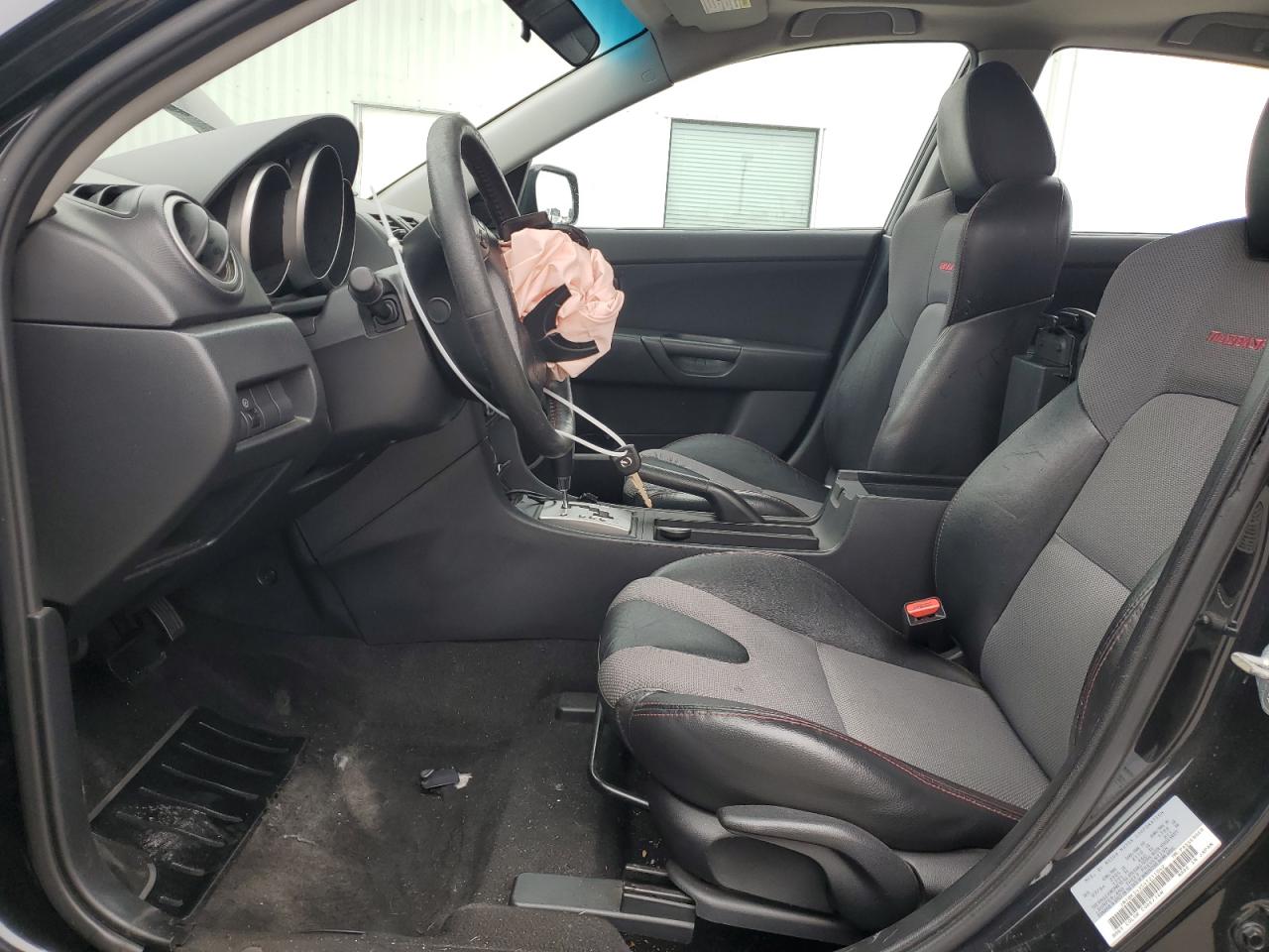 2004 Mazda 3 Hatchback VIN: JM1BK343541211042 Lot: 81929005