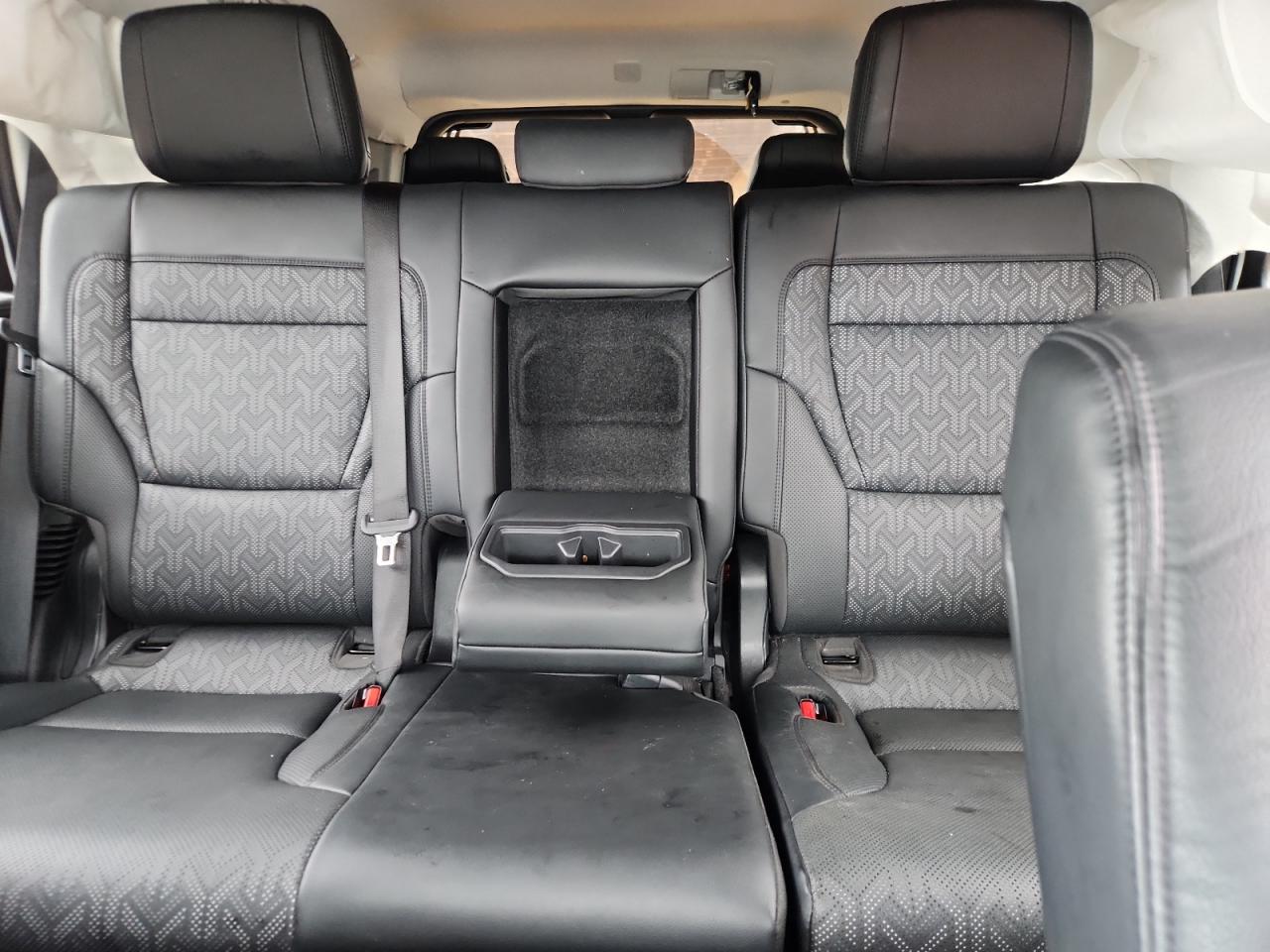 2024 Toyota Sequoia Sr5 VIN: 7SVAAABAXRX022014 Lot: 90540425