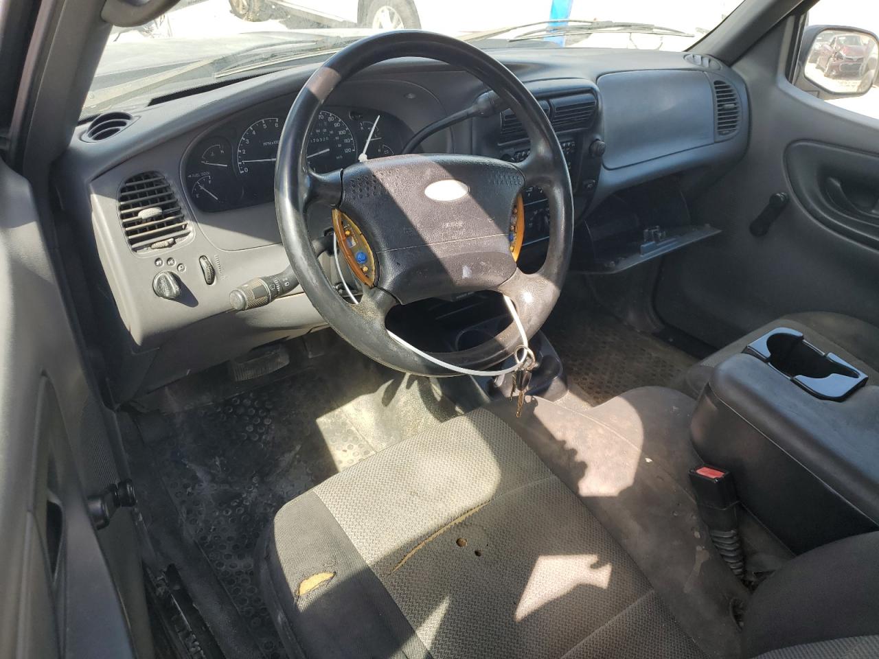 2003 Ford Ranger VIN: 1FTYR10U83TA49984 Lot: 82400175