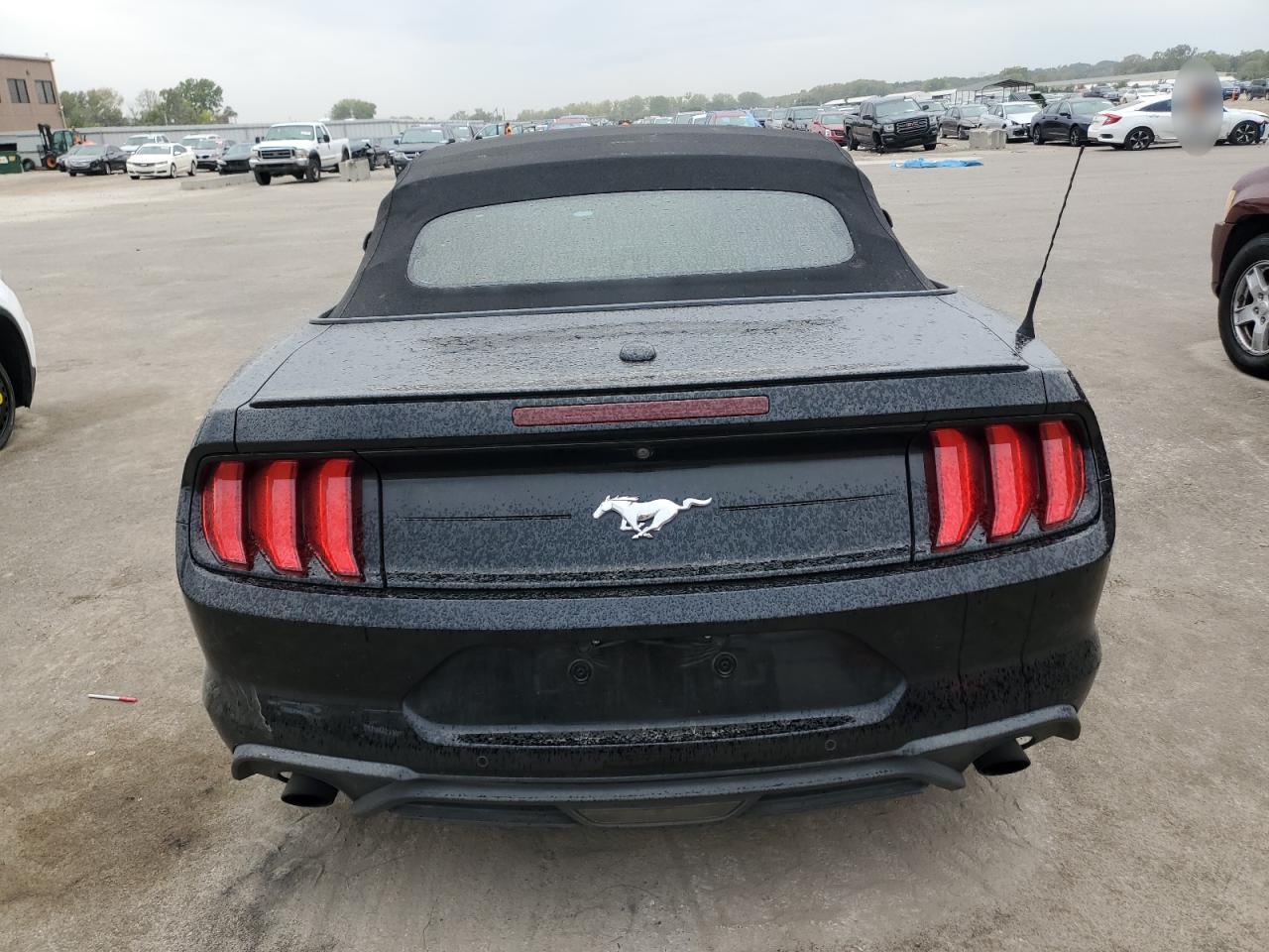 2018 Ford Mustang VIN: 1FATP8UHXJ5155379 Lot: 84979305