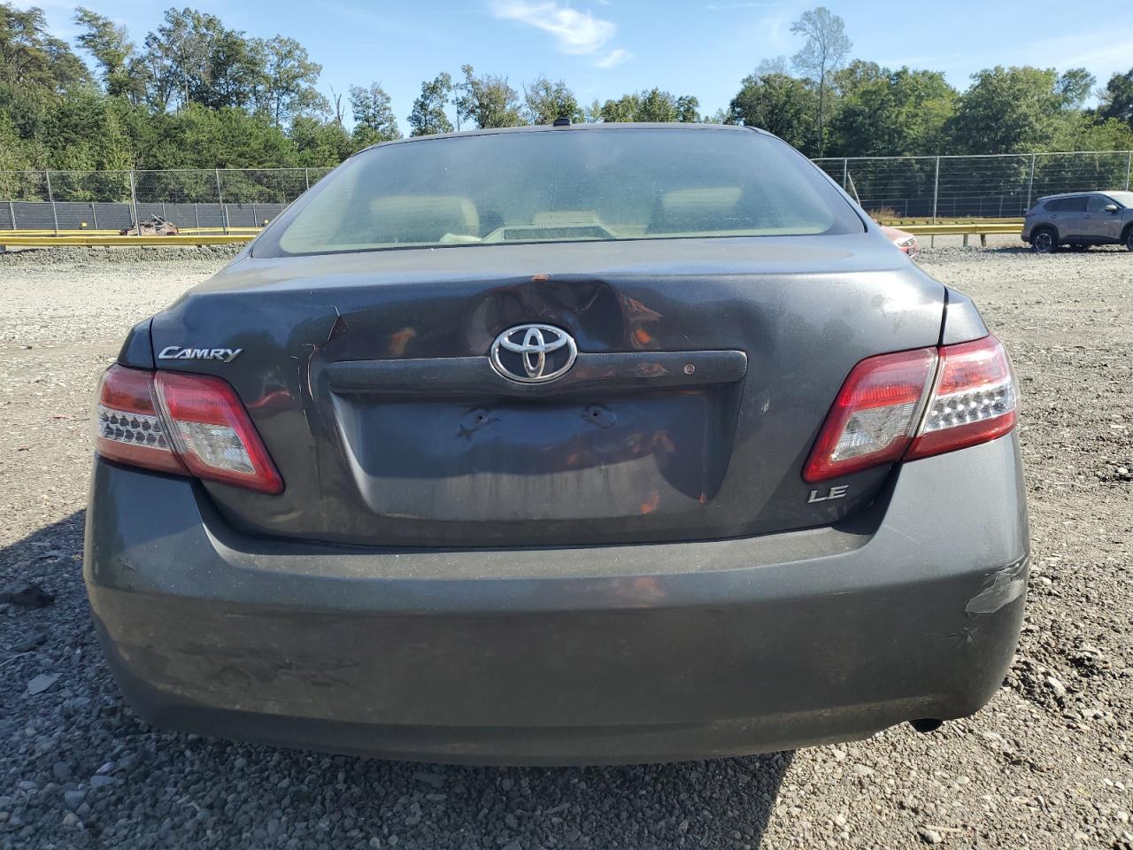 2010 Toyota Camry Base VIN: 4T1BF3EK4AU018168 Lot: 82243795