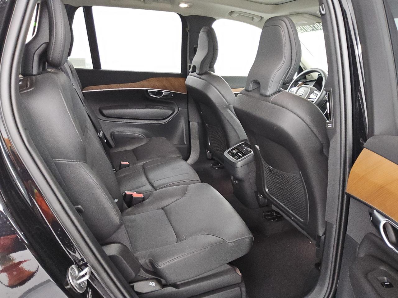 2025 Volvo Xc90 Plus VIN: YV4M12PE3S1334576 Lot: 84814015