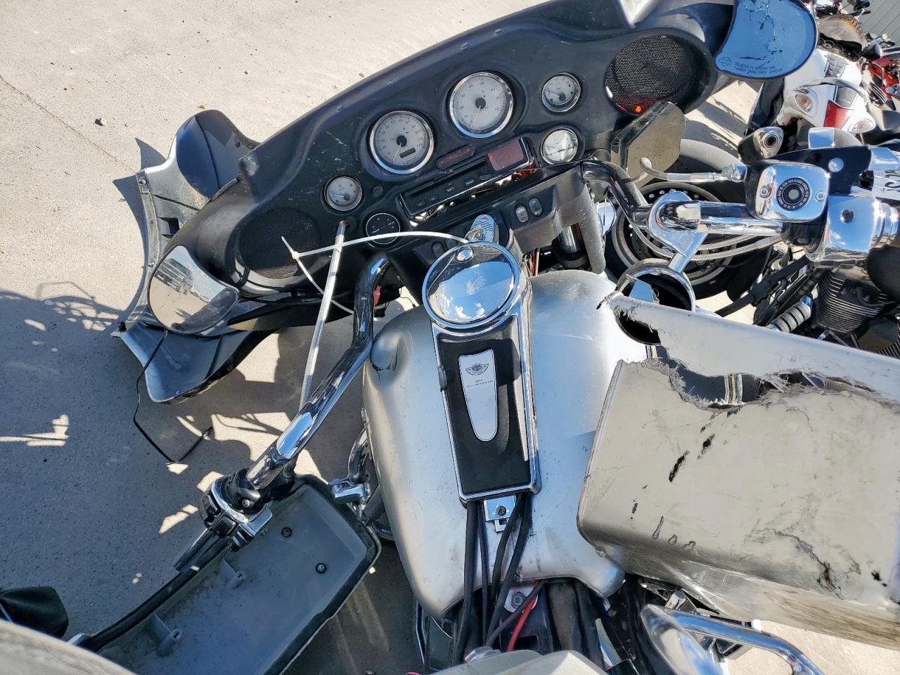 2003 Harley-Davidson Flhtcui Anniversary VIN: 1HD1FCW453Y604744 Lot: 85144045