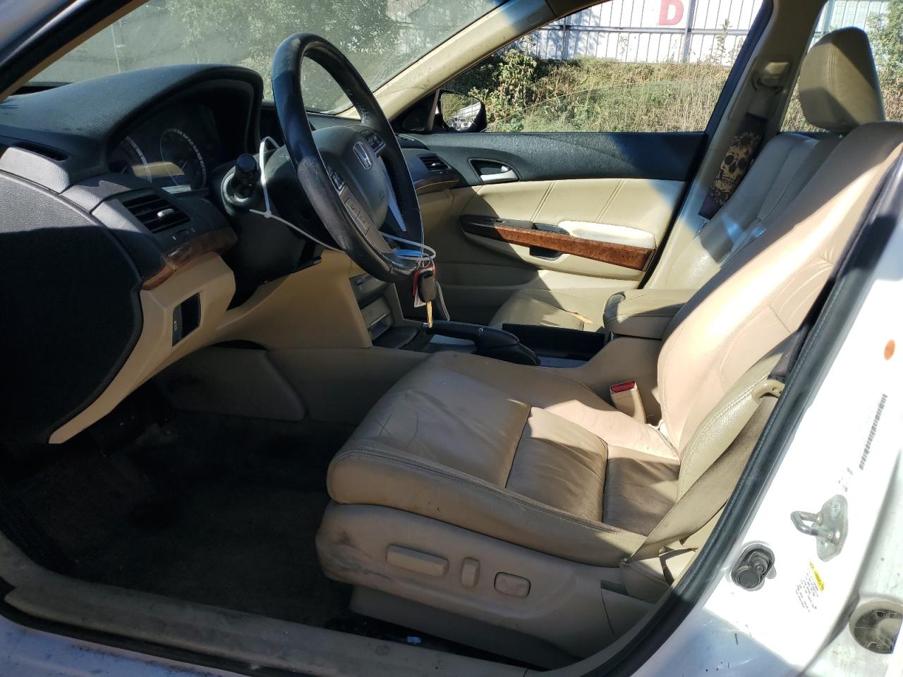 2012 Honda Accord Exl VIN: 1HGCP3F88CA035036 Lot: 84650595