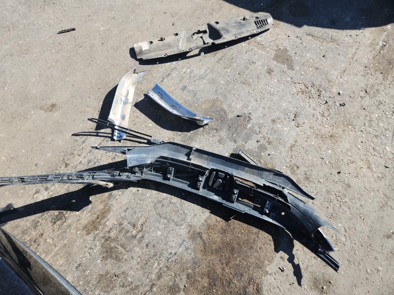 2016 Honda Civic Exl VIN: 2HGFC1F7XGH647315 Lot: 85200015