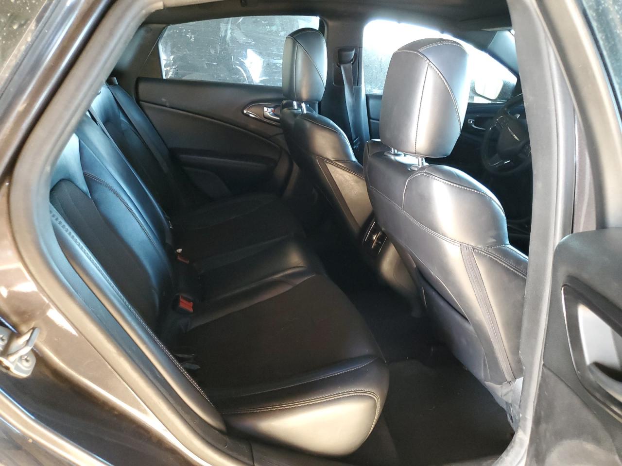 2015 Chrysler 200 S VIN: 1C3CCCBB2FN645379 Lot: 84885755