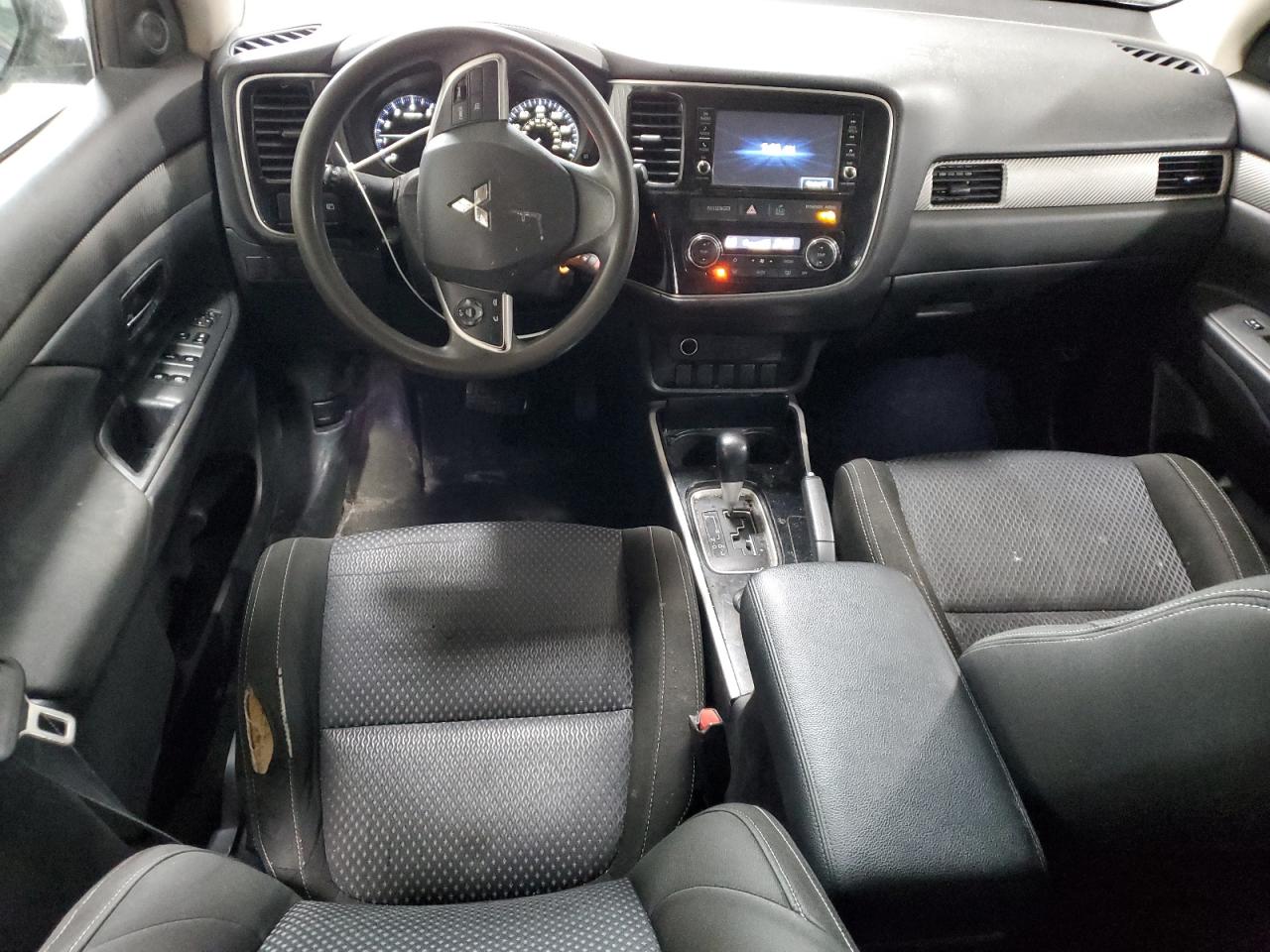2018 Mitsubishi Outlander Es VIN: JA4AD2A38JZ011185 Lot: 85500375
