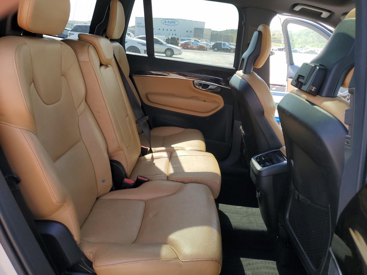 2017 Volvo Xc90 T6 VIN: YV4A22PK9H1154825 Lot: 85368175