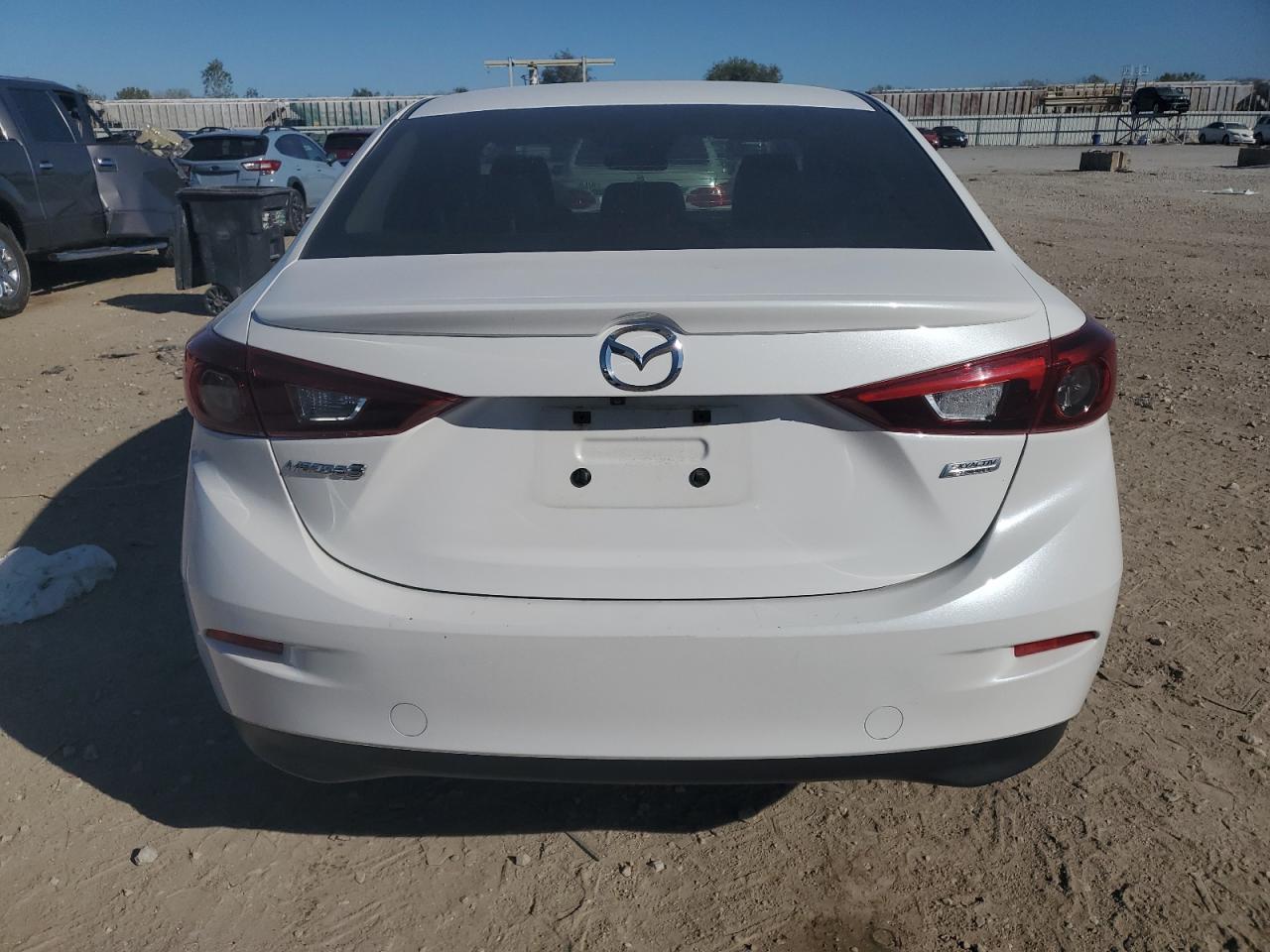 2018 Mazda 3 Grand Touring VIN: 3MZBN1W36JM225620 Lot: 89800705
