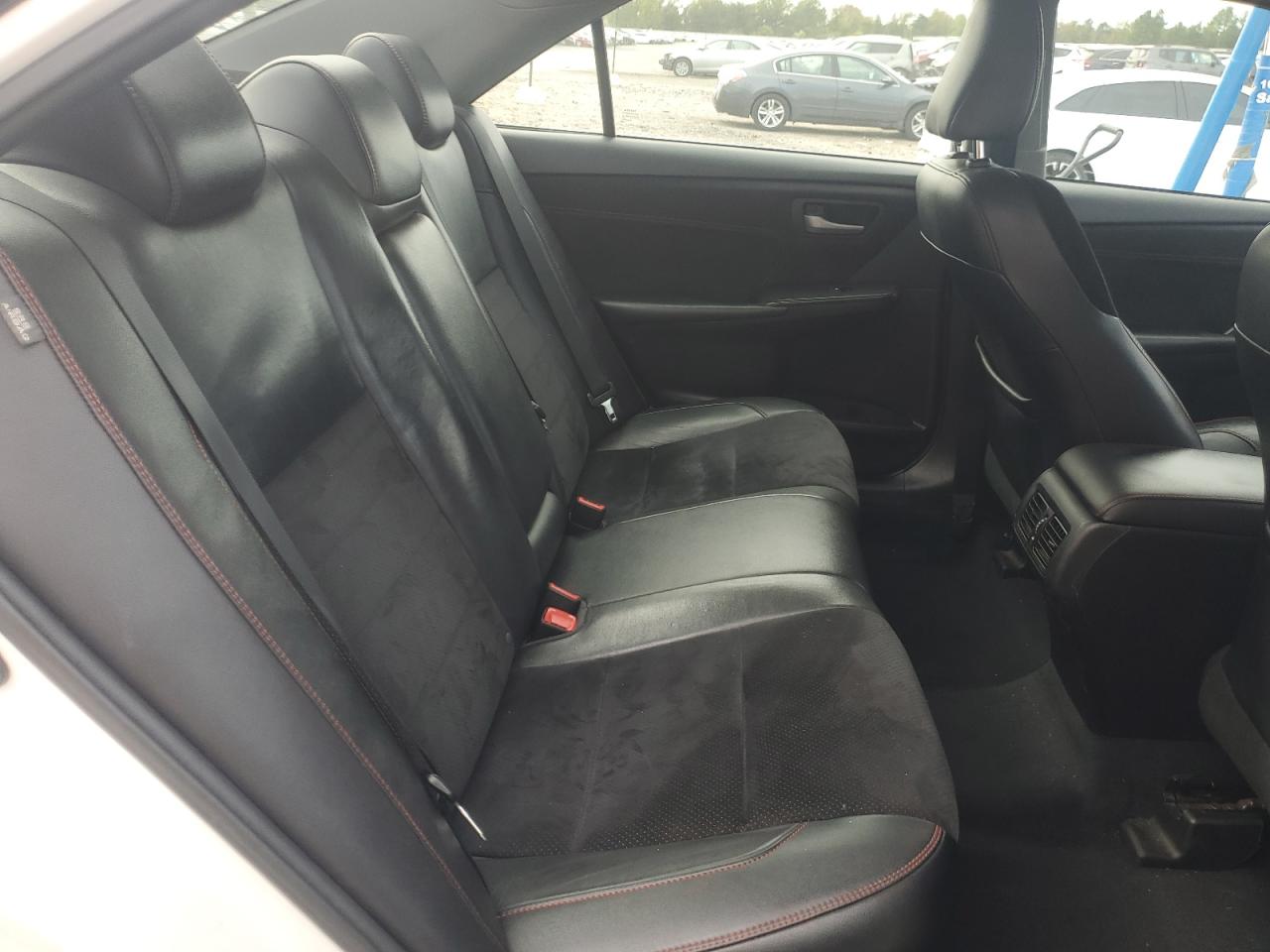 2016 Toyota Camry Le VIN: 4T1BF1FK1GU244048 Lot: 82302215