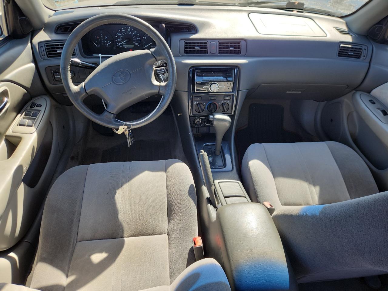 2001 Toyota Camry Ce VIN: JT2BF22KX10296110 Lot: 85364015