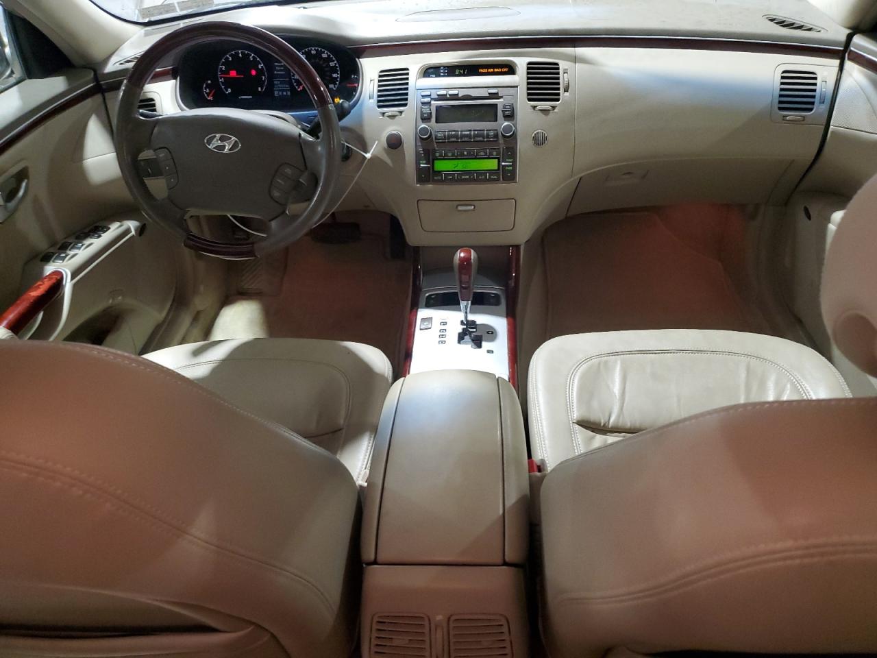 2007 Hyundai Azera Se VIN: KMHFC46F27A210698 Lot: 85492525