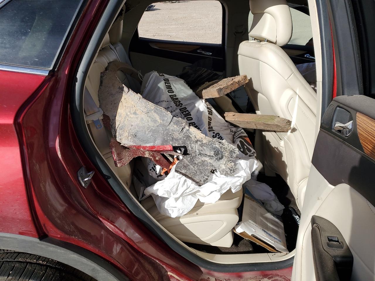 2016 Lincoln Mkc Select VIN: 5LMCJ2D92GUJ10896 Lot: 82002325