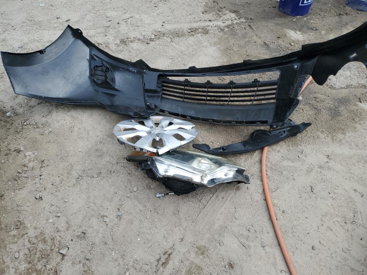 2015 Toyota Corolla L VIN: 2T1BURHE9FC277357 Lot: 86226805