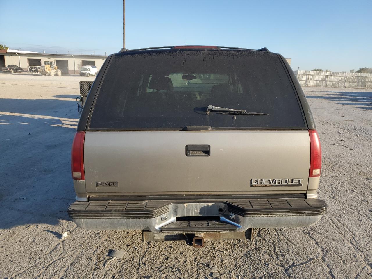 1999 Chevrolet Tahoe C1500 VIN: 1GNEC13R8XJ551480 Lot: 82418795