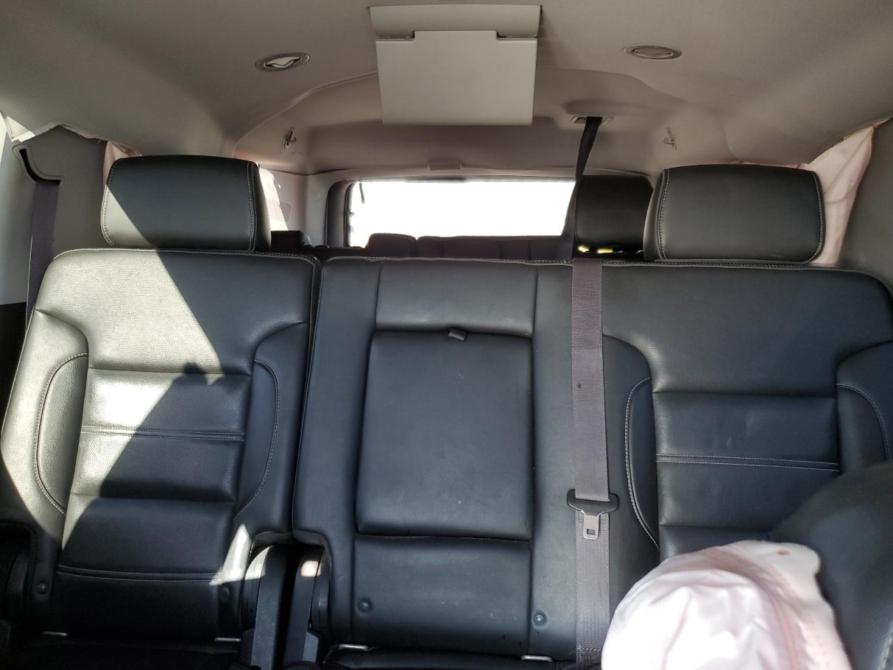 2017 GMC Yukon Xl Denali VIN: 1GKS2HKJ9HR300798 Lot: 90406435