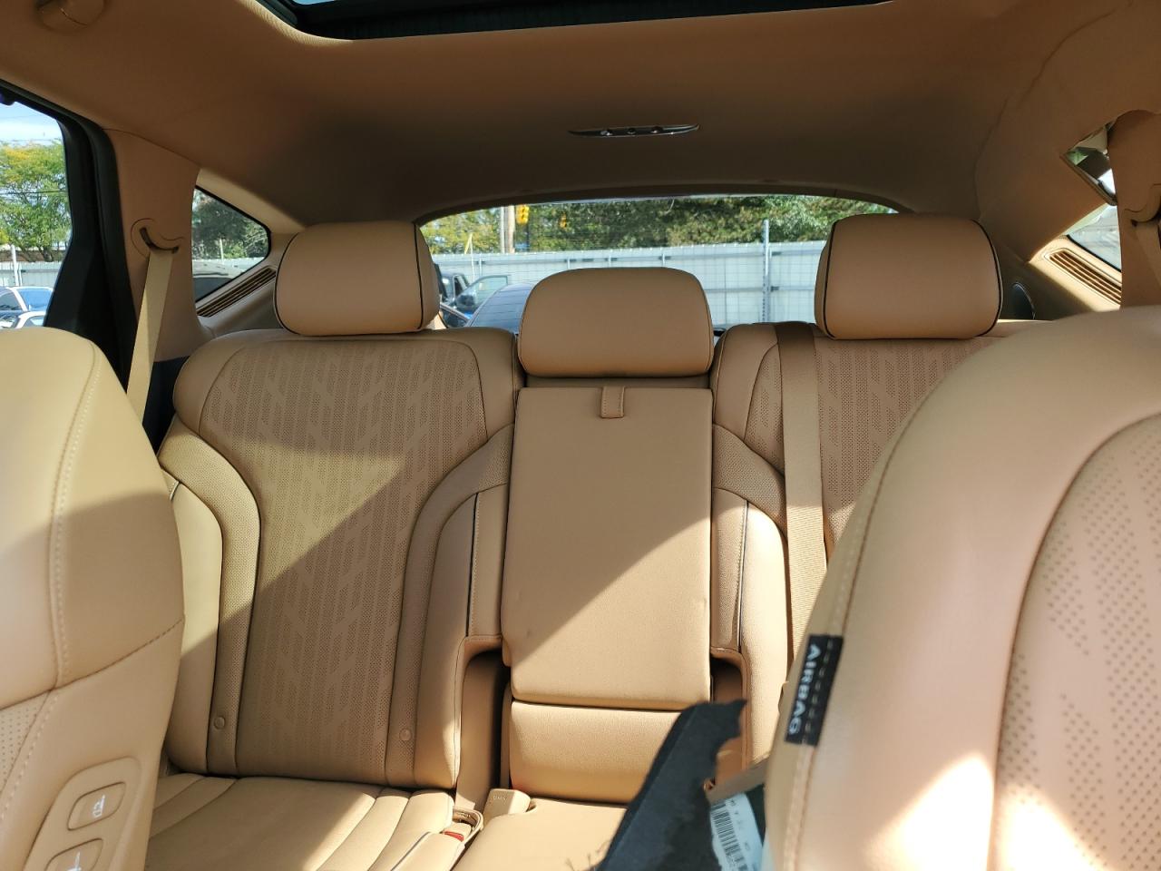 2022 Genesis Gv80 Base VIN: KMUHCESC2NU077948 Lot: 82310395