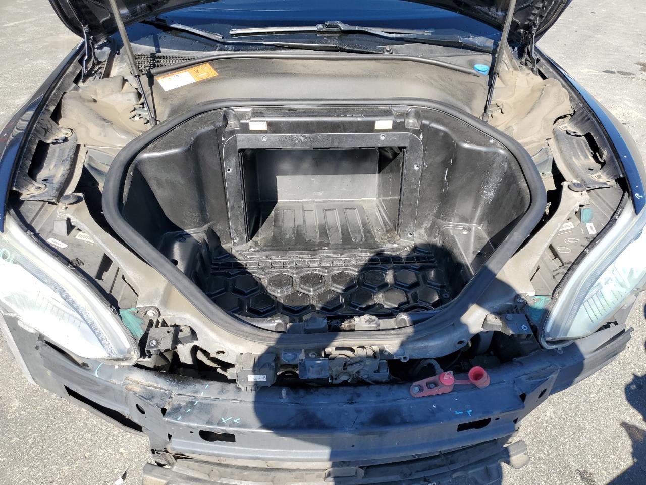 2014 Tesla Model S VIN: 5YJSA1H1XEFP62284 Lot: 84542705