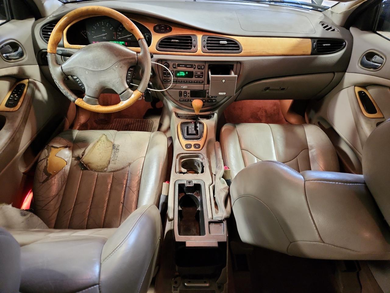 2000 Jaguar S-Type VIN: SAJDA01C9YFL70008 Lot: 90869175