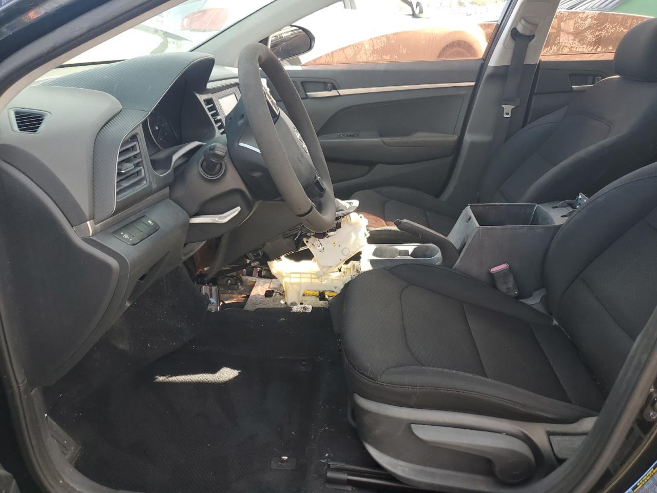 2019 Hyundai Elantra Se VIN: 5NPD74LF5KH433565 Lot: 87221075