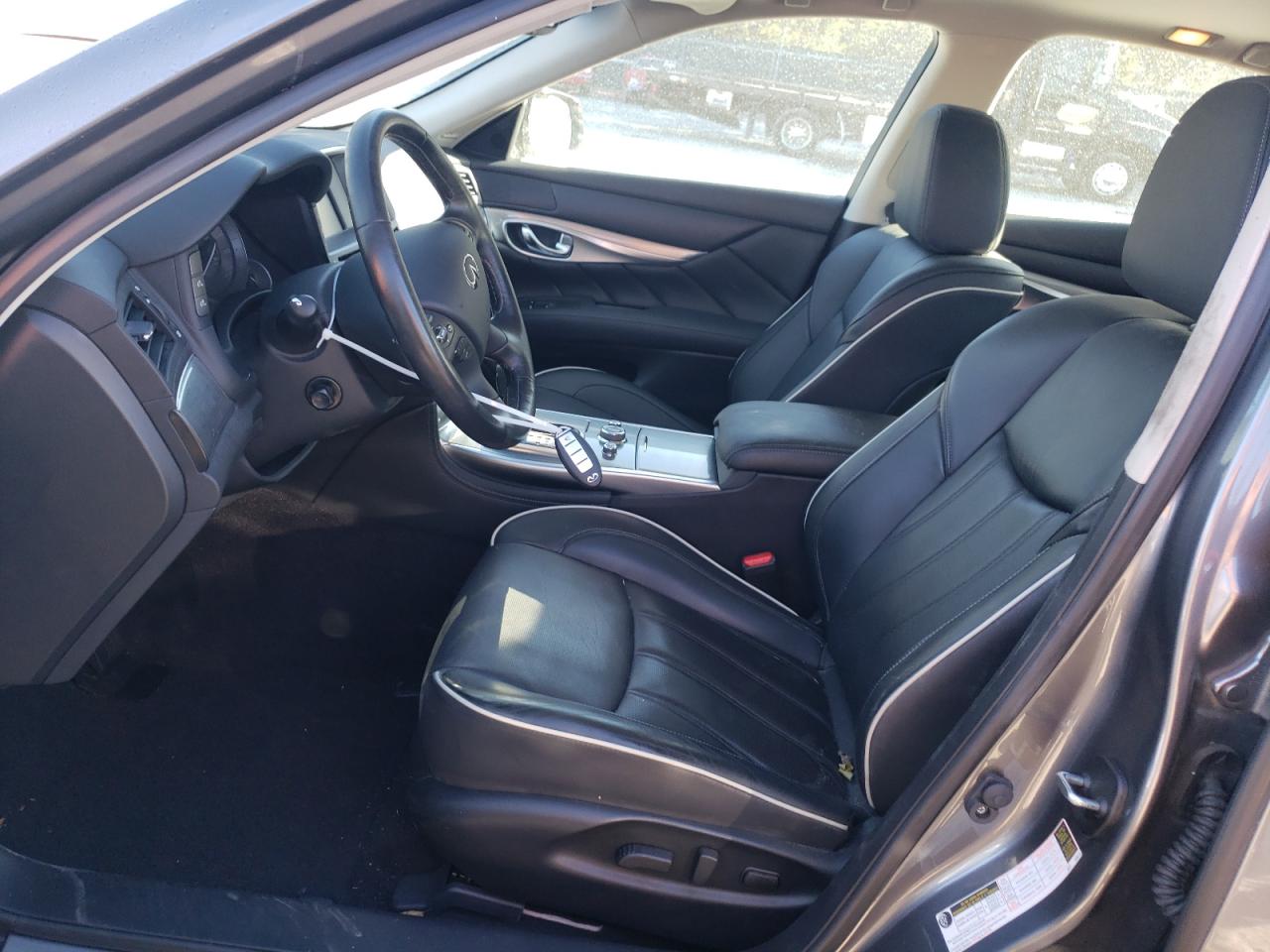 2017 Infiniti Q70 3.7 VIN: JN1BY1AP0HM740092 Lot: 84626415