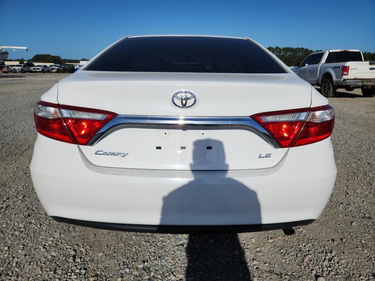 2017 Toyota Camry Le VIN: 4T1BF1FKXHU728723 Lot: 81953635