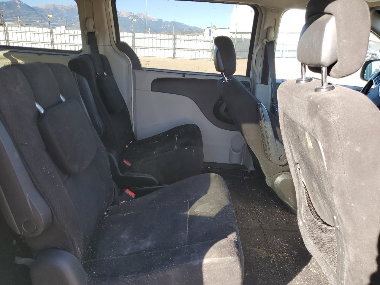 2011 Chrysler Town & Country Touring VIN: 2A4RR5DGXBR677271 Lot: 90100155