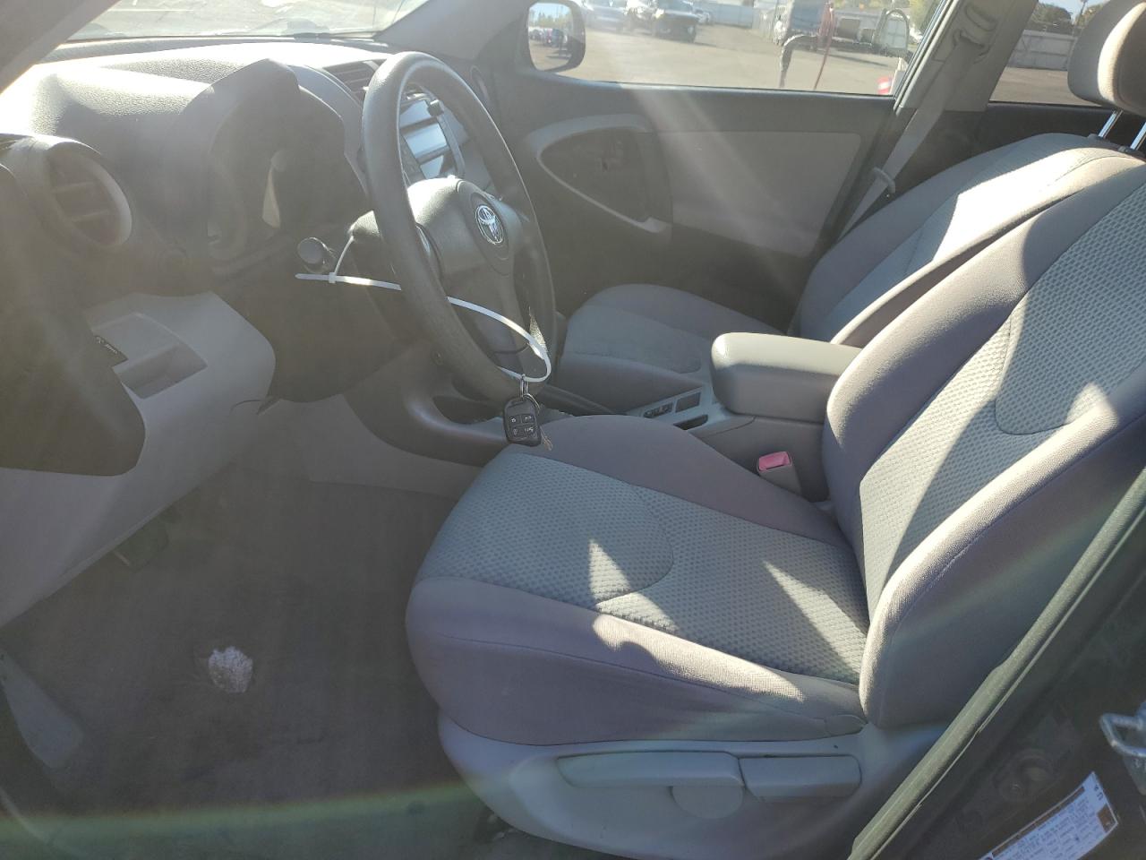 2006 Toyota Rav4 VIN: JTMBD33V465007082 Lot: 82314965