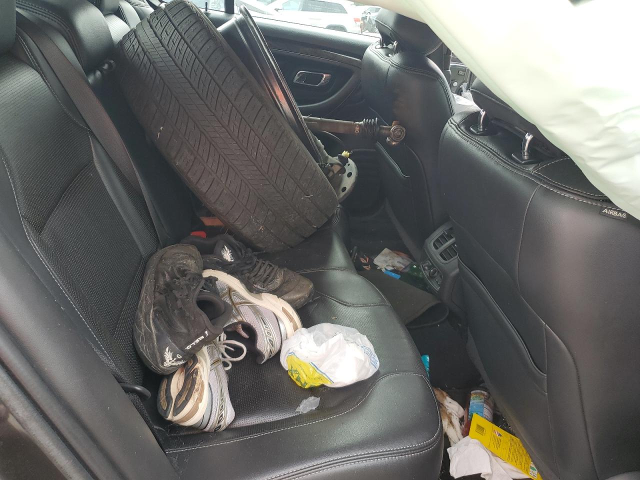 2019 Ford Taurus Limited VIN: 1FAHP2F85KG106743 Lot: 82005825