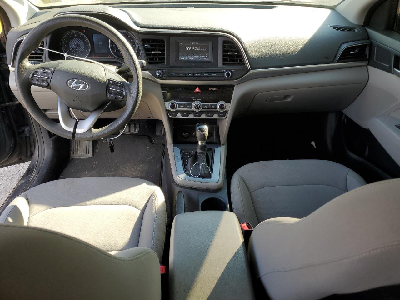 2020 Hyundai Elantra Se VIN: 5NPD74LF2LH612891 Lot: 85823655