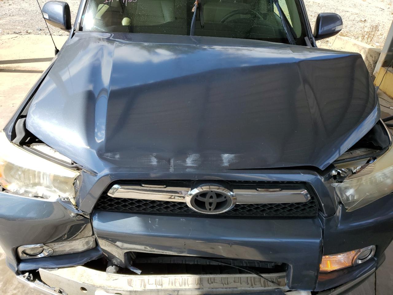 2010 Toyota 4Runner Sr5 VIN: JTEBU5JR9A5008105 Lot: 81936875