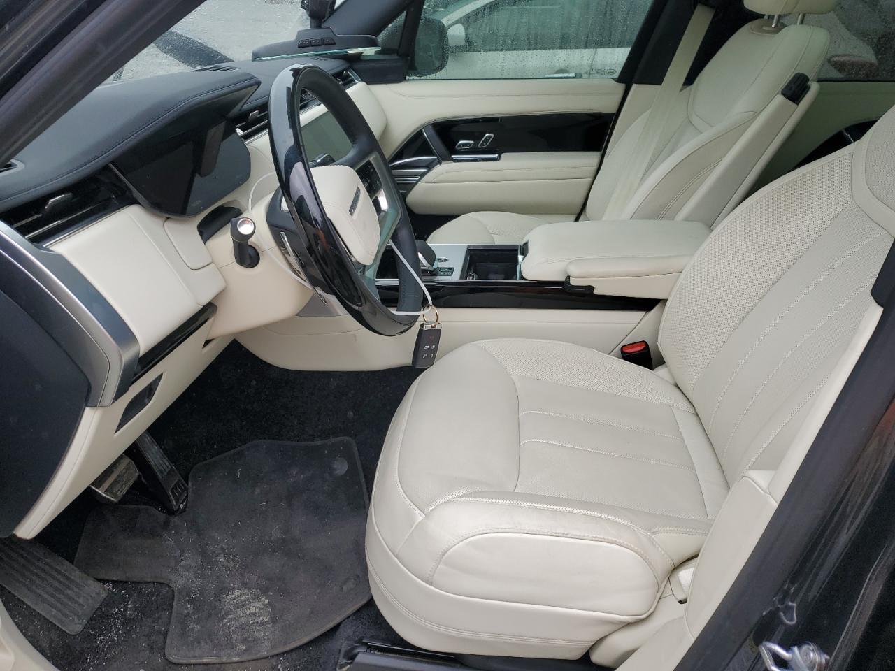 2025 Land Rover Range Rover Se VIN: SALKPBE94SA276310 Lot: 86058705