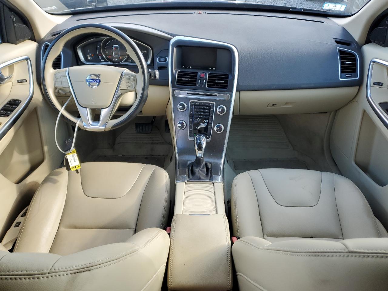 2015 Volvo Xc60 T5 Premier VIN: YV4612RK3F2739848 Lot: 89794455