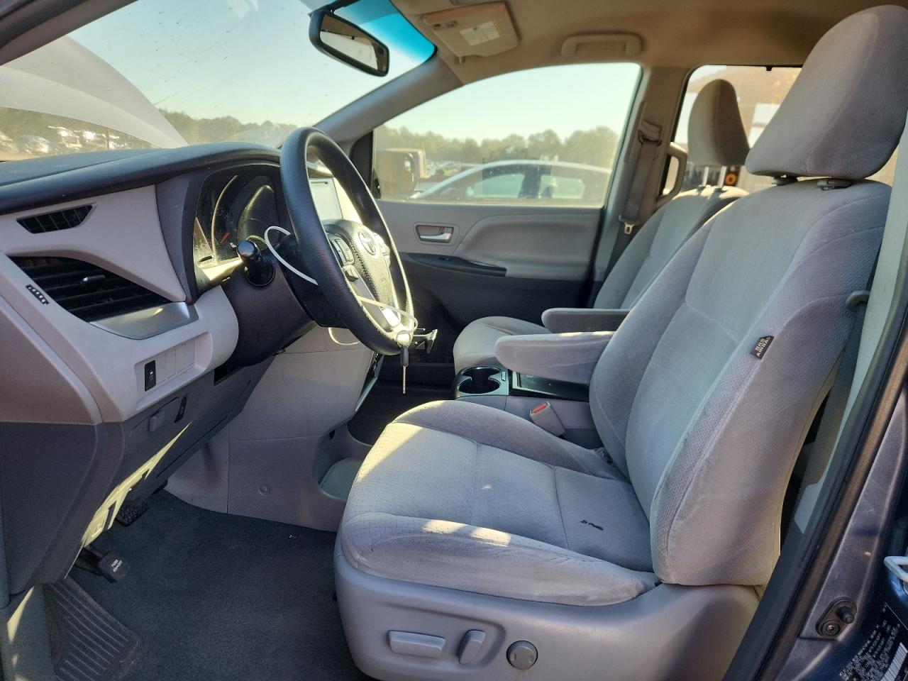 2015 Toyota Sienna Le VIN: 5TDKK3DC5FS532682 Lot: 86301445