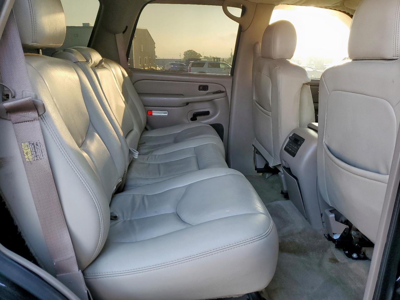 2004 Chevrolet Tahoe C1500 VIN: 1GNEC13Z94R298490 Lot: 90260905